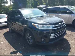 5TDJGRFH0KS067036 2019 TOYOTA HIGHLANDER