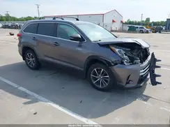 5TDJGRFH0KS071250 2019 TOYOTA HIGHLANDER