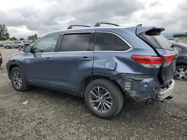 5TDJGRFH0KS074326 2019 TOYOTA HIGHLANDER - Image 2