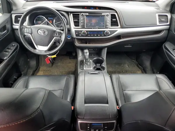 5TDJGRFH0KS074326 2019 TOYOTA HIGHLANDER - Image 8