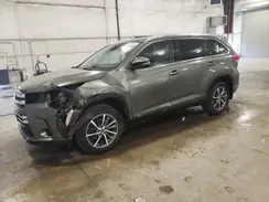 5TDJGRFH0KS076125 2019 TOYOTA HIGHLANDER