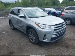 5TDJGRFH1HS031302 2017 TOYOTA HIGHLANDER