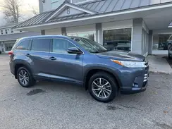 5TDJGRFH1JS037638 2018 TOYOTA HIGHLANDER