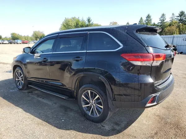 5TDJGRFH1JS043990 2018 TOYOTA HIGHLANDER - Image 2