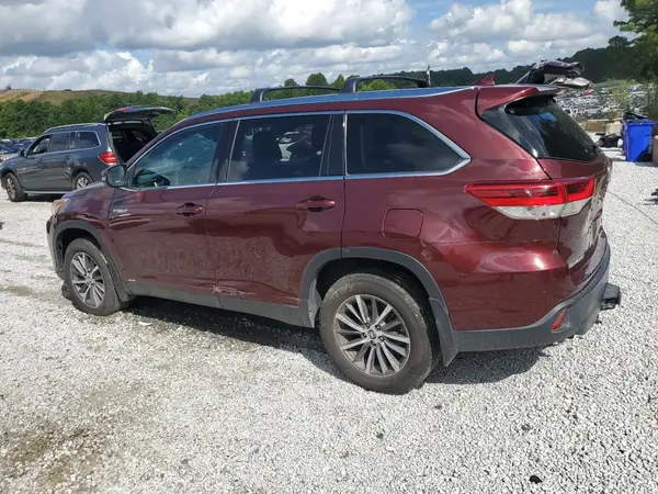 5TDJGRFH1KS056076 2019 TOYOTA HIGHLANDER - Image 2