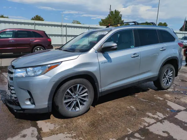 5TDJGRFH1KS062024 2019 TOYOTA HIGHLANDER - Image 1