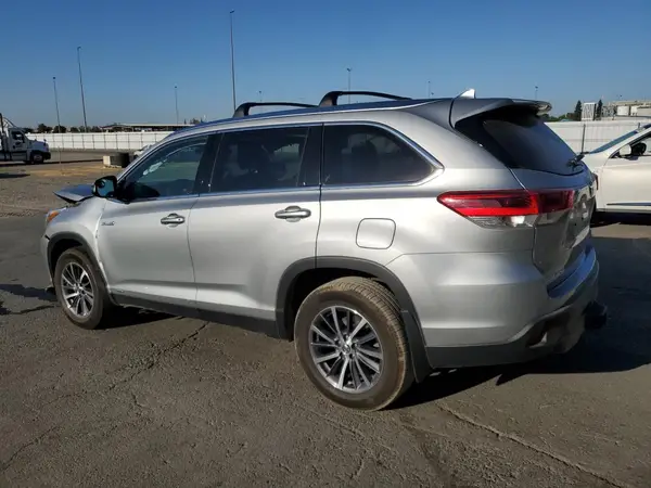 5TDJGRFH1KS069801 2019 TOYOTA HIGHLANDER - Image 2