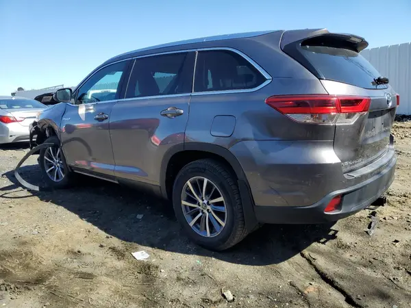 5TDJGRFH1KS077185 2019 TOYOTA HIGHLANDER - Image 2