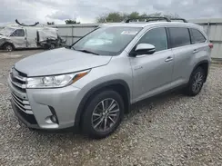 5TDJGRFH1KS078353 2019 TOYOTA HIGHLANDER