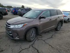 5TDJGRFH2HS023094 2017 TOYOTA HIGHLANDER