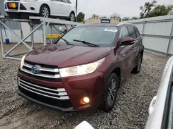 5TDJGRFH2HS027467 2017 TOYOTA HIGHLANDER