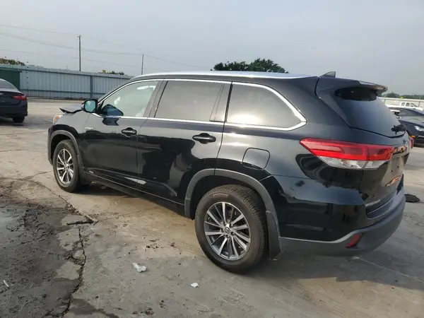 5TDJGRFH2HS029252 2017 TOYOTA HIGHLANDER - Image 2