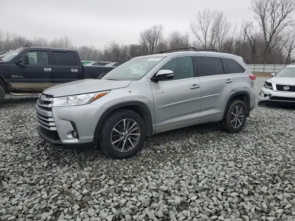 5TDJGRFH2HS033317 2017 TOYOTA HIGHLANDER - Image 1