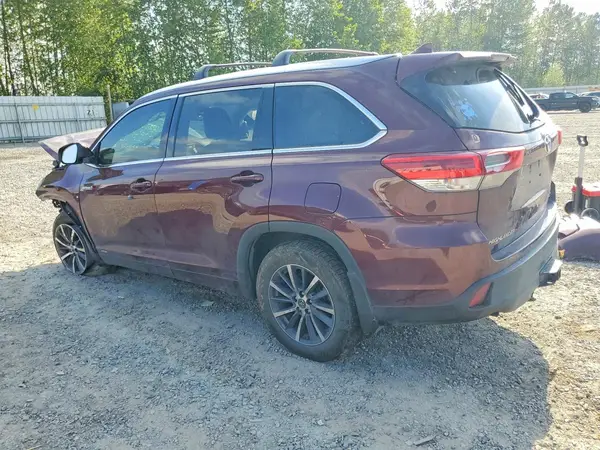 5TDJGRFH2JS048051 2018 TOYOTA HIGHLANDER - Image 2