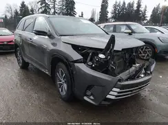 5TDJGRFH2JS051225 2018 TOYOTA HIGHLANDER