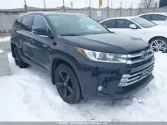 5TDJGRFH2KS054370 2019 TOYOTA HIGHLANDER