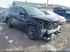 5TDJGRFH2KS061481 2019 TOYOTA HIGHLANDER