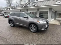 5TDJGRFH3HS026182 2017 TOYOTA HIGHLANDER