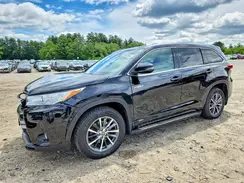 5TDJGRFH3HS030300 2017 TOYOTA HIGHLANDER