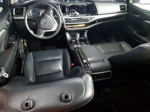 5TDJGRFH3JS051878 2018 TOYOTA HIGHLANDER - Image 8