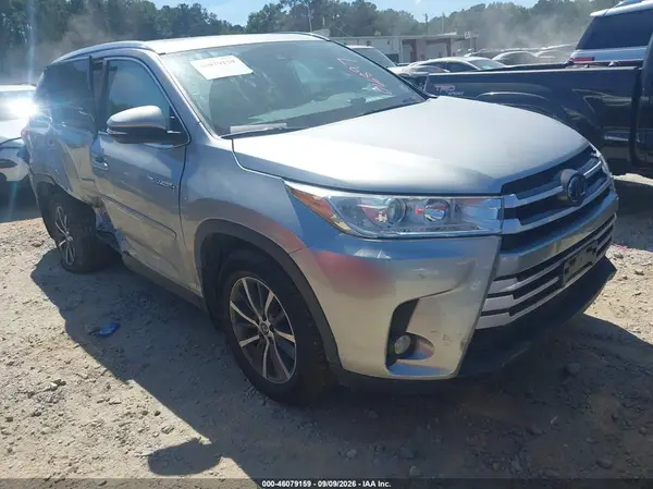 5TDJGRFH3KS066897 2019 TOYOTA HIGHLANDER - Image 1