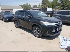 5TDJGRFH4HS025994 2017 TOYOTA HIGHLANDER