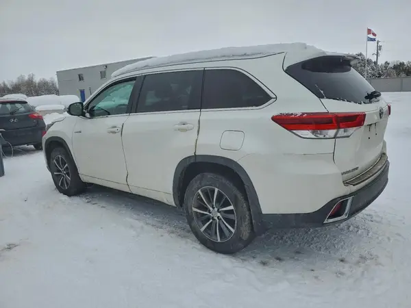 5TDJGRFH4HS036364 2017 TOYOTA HIGHLANDER - Image 2