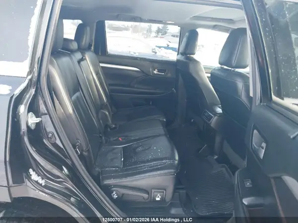 5TDJGRFH4JS043126 2018 TOYOTA HIGHLANDER - Image 8