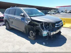5TDJGRFH4JS044051 2018 TOYOTA HIGHLANDER