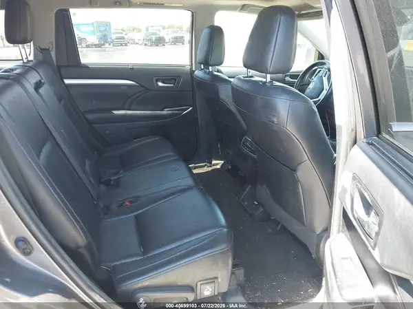 5TDJGRFH4JS044051 2018 TOYOTA HIGHLANDER - Image 8