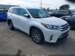 5TDJGRFH4JS046611 2018 TOYOTA HIGHLANDER