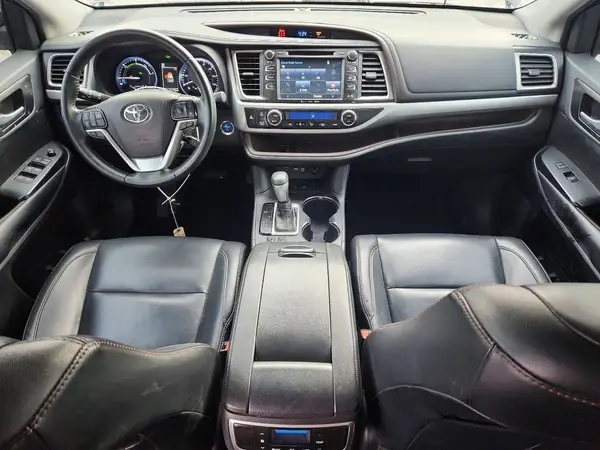5TDJGRFH4KS053589 2019 TOYOTA HIGHLANDER - Image 8