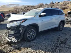 5TDJGRFH4KS067072 2019 TOYOTA HIGHLANDER
