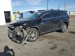 5TDJGRFH4KS075012 2019 TOYOTA HIGHLANDER