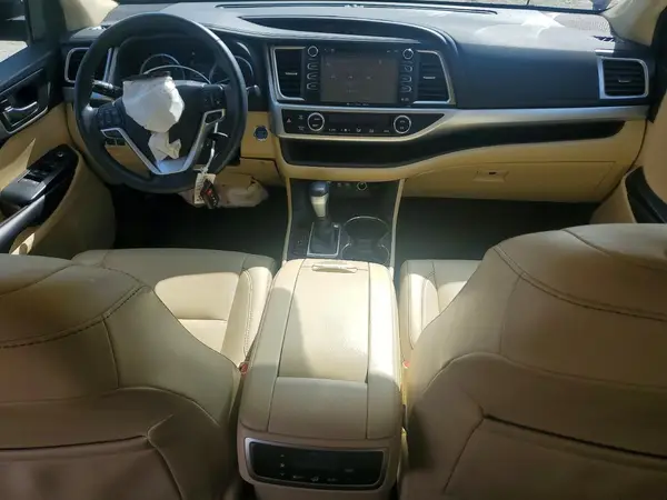 5TDJGRFH4KS076452 2019 TOYOTA HIGHLANDER - Image 8