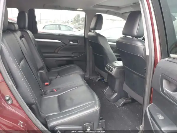 5TDJGRFH5HS036681 2017 TOYOTA HIGHLANDER - Image 8