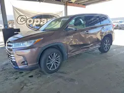 5TDJGRFH5JS045273 2018 TOYOTA HIGHLANDER