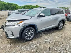 5TDJGRFH5KS052872 2019 TOYOTA HIGHLANDER