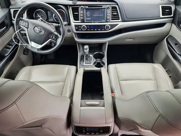5TDJGRFH5KS052872 2019 TOYOTA HIGHLANDER - Image 8
