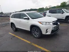 5TDJGRFH5KS077142 2019 TOYOTA HIGHLANDER