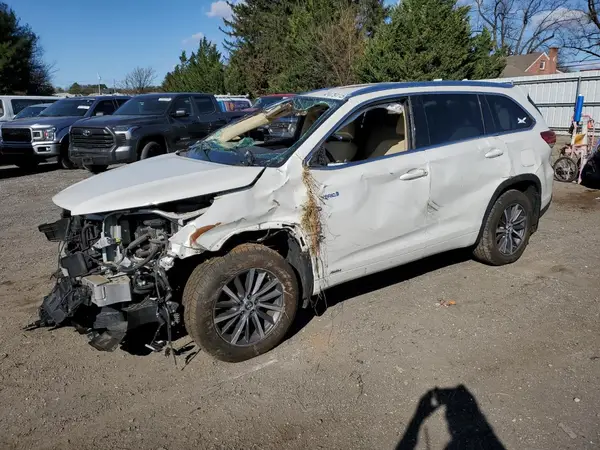 5TDJGRFH6HS027682 2017 TOYOTA HIGHLANDER - Image 1