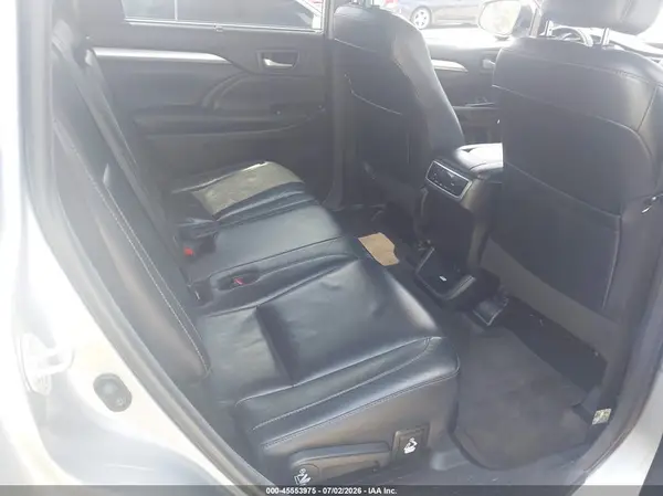 5TDJGRFH6JS045105 2018 TOYOTA HIGHLANDER - Image 8