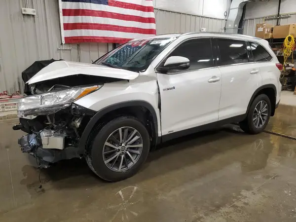 5TDJGRFH6KS052640 2019 TOYOTA HIGHLANDER - Image 1