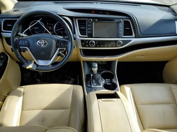 5TDJGRFH6KS054551 2019 TOYOTA HIGHLANDER - Image 8