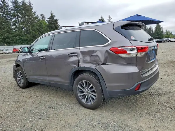5TDJGRFH6KS056204 2019 TOYOTA HIGHLANDER - Image 2
