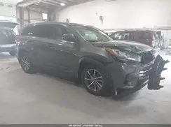 5TDJGRFH7HS020756 2017 TOYOTA HIGHLANDER