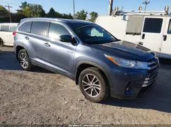 5TDJGRFH7KS053022 2019 TOYOTA HIGHLANDER