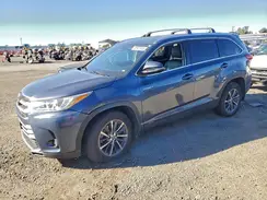 5TDJGRFH7KS065610 2019 TOYOTA HIGHLANDER
