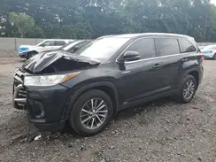 5TDJGRFH7KS075229 2019 TOYOTA HIGHLANDER