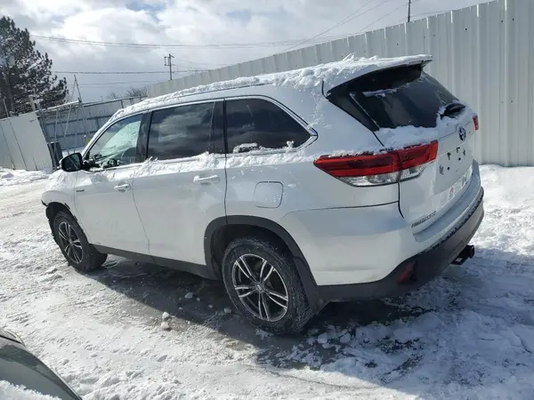 5TDJGRFH7KS075523 2019 TOYOTA HIGHLANDER - Image 2